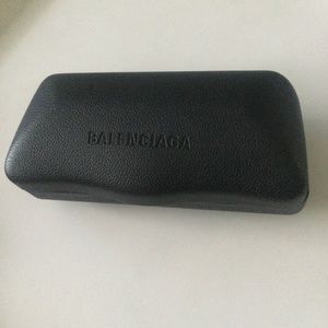 BALENCIAGA EXTRA LARGE BLACK LEATHER SUNGLASSES CASE WITH DRAWSTRING POUCH NEW